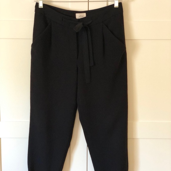 🌟SOLD Wilfred black pants. Size 4 - Picture 2 of 4